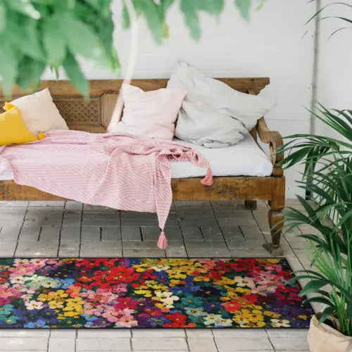 Tapis de couloir Mille Fleurs Salon Loewe, détail en situation