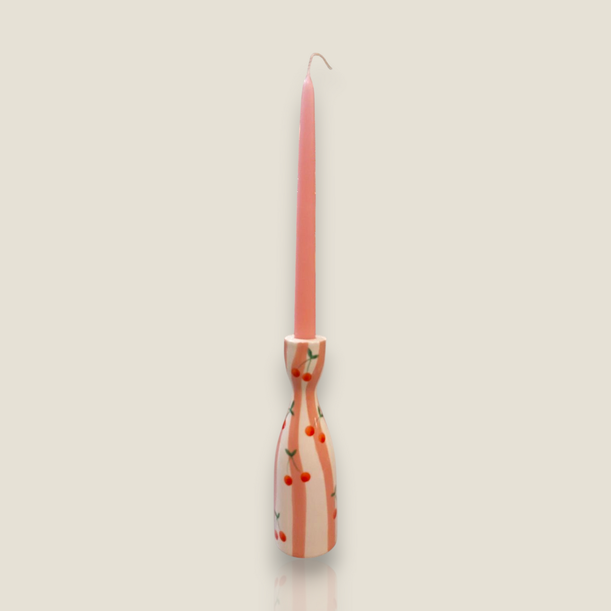 Bougeoir chandelier Depuis des lustres peint à la main, rayures blanc et rose avec motifs cerises, hauteur 22 cm
