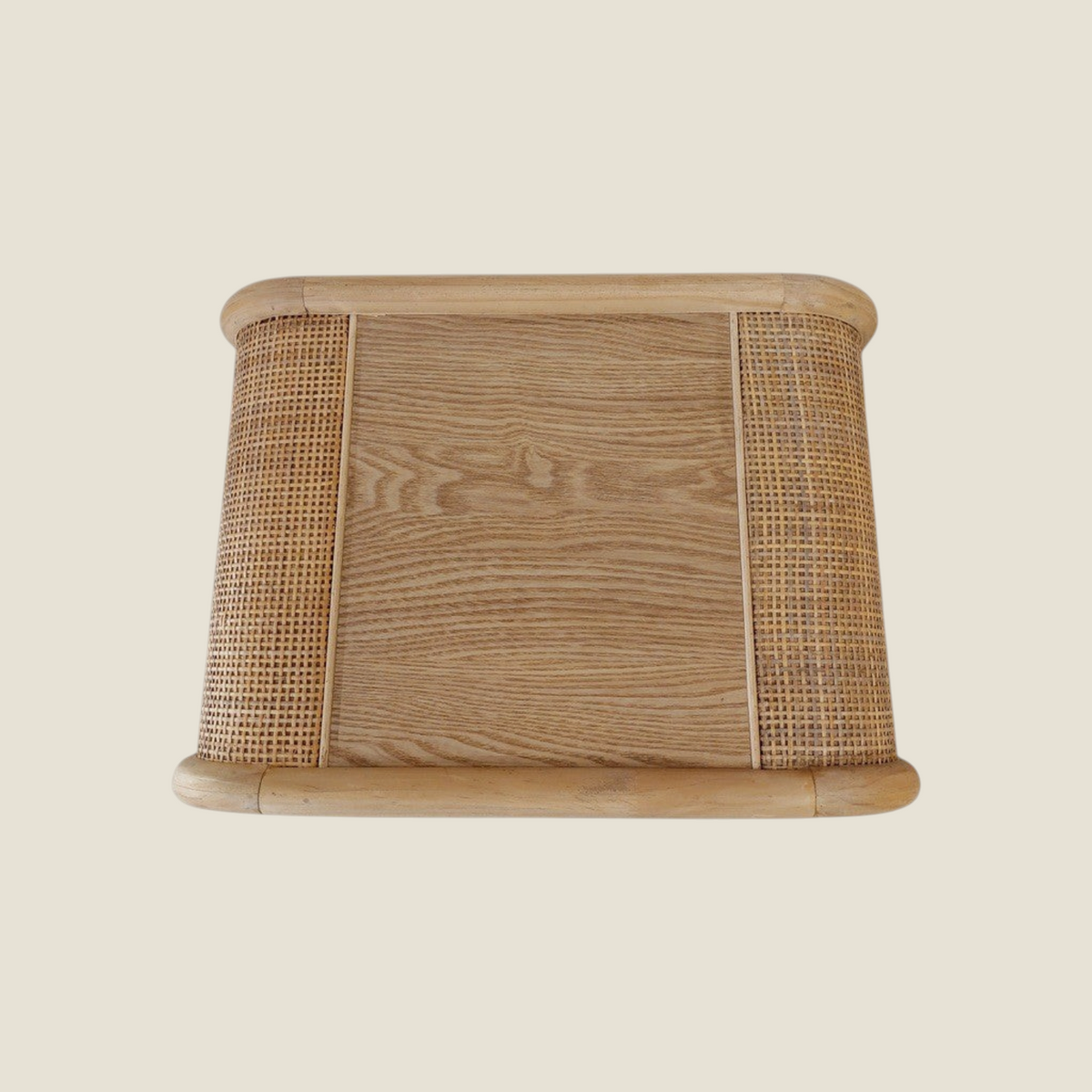 Table gigogne CAMELIA M Depuis des lustres en MDF et cannage tressé, vue de dessus, style naturel et élégant.